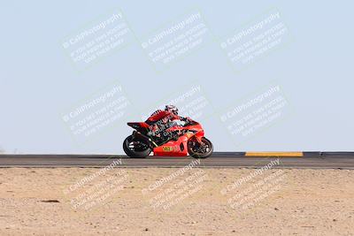 media/Nov-17-2024-CVMA (Sun) [[1fec520723]]/Race 11-Amateur Supersport Open/